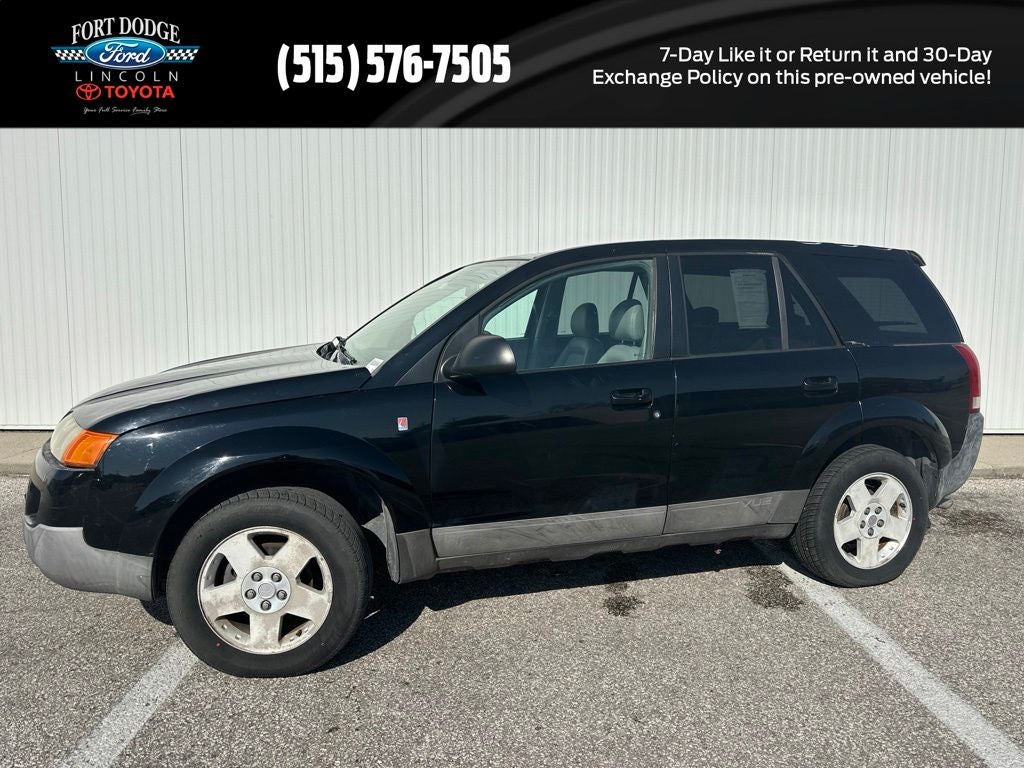2004 Saturn VUE V6 in Onyx Black — front three-quarter view