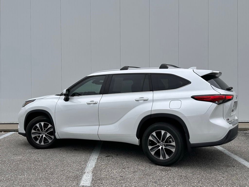 2022 Toyota Highlander — rear three-quarter view