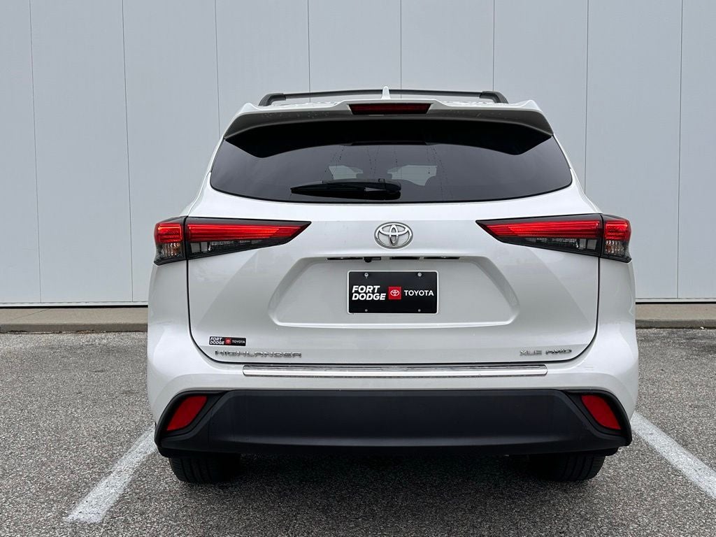 2022 Toyota Highlander — detail view