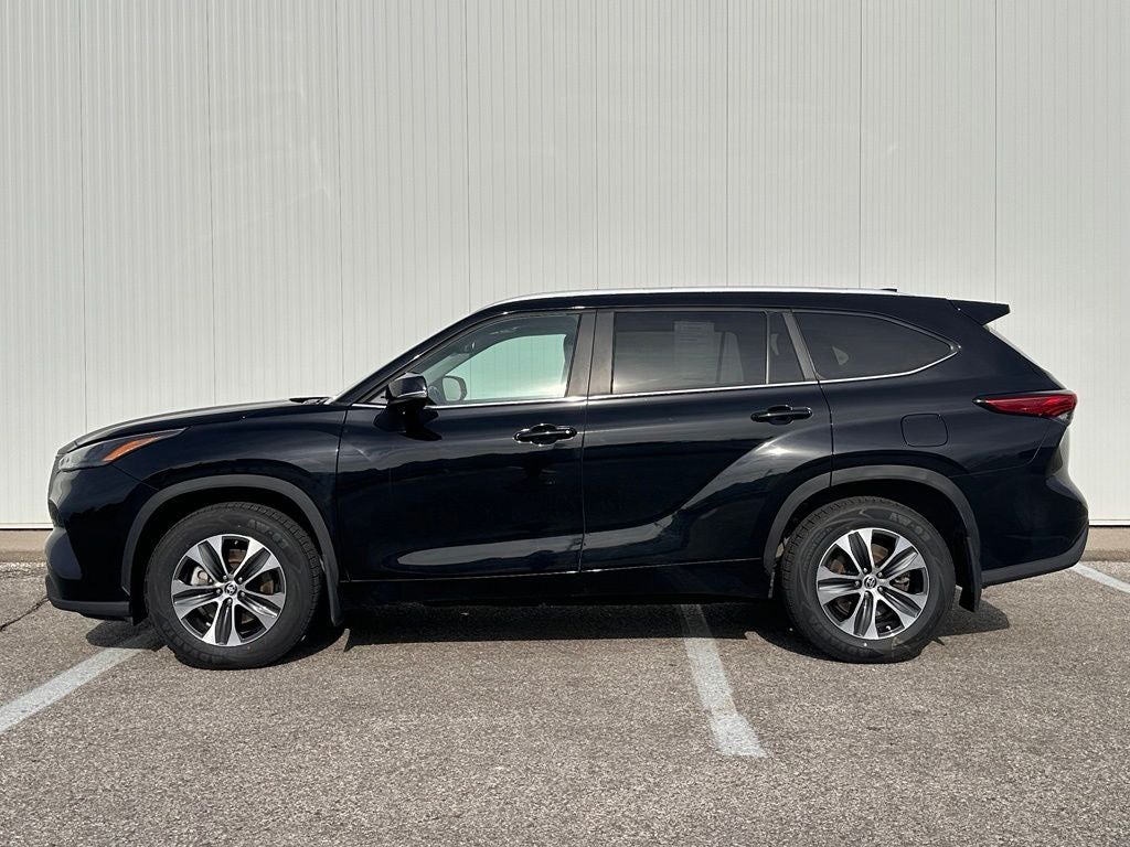2023 Toyota Highlander — rear three-quarter view
